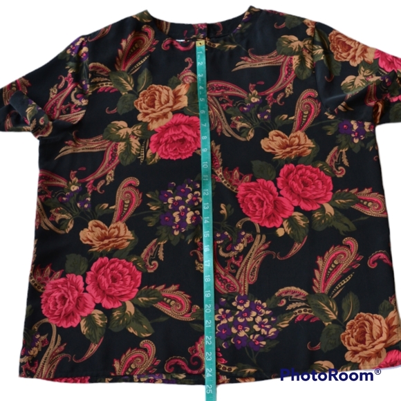 Beautiful Floral and Paisley Alfred Dunner Matching Skirt and Blouse Set - Picture 10 of 16